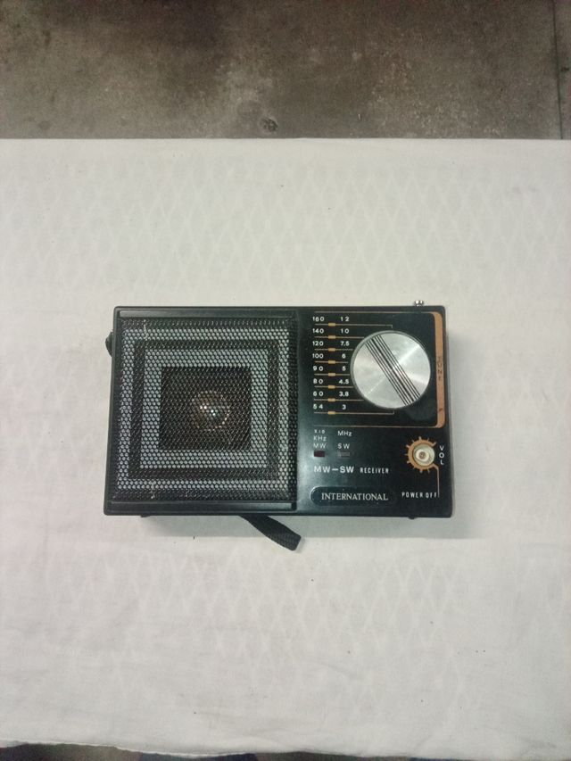 Radio vintage International MW-SW