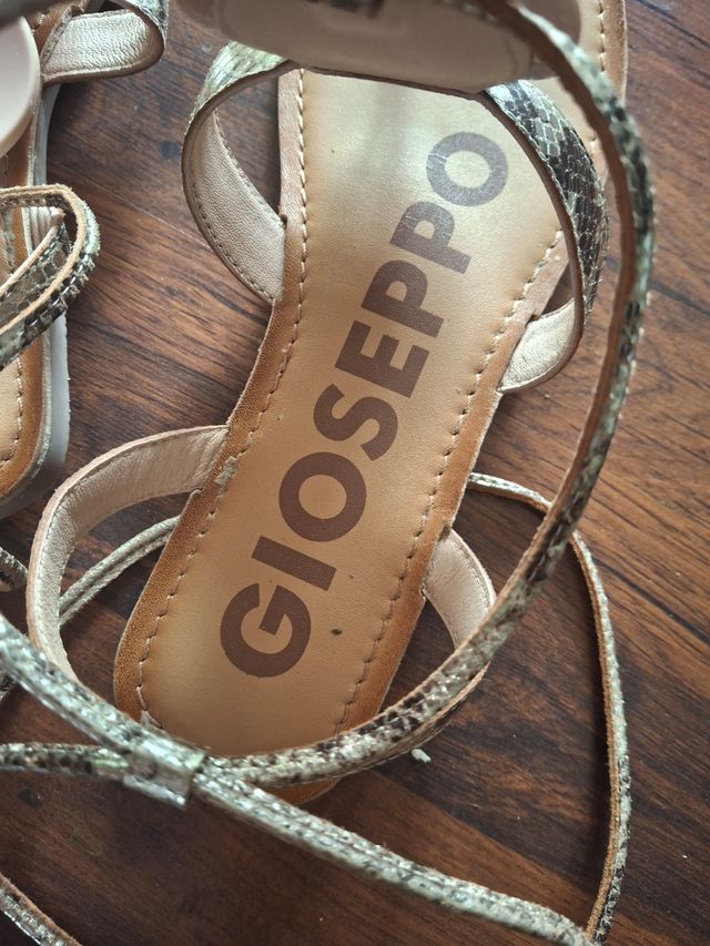 Sandalias GIOSEPPO planas, beige y marrón