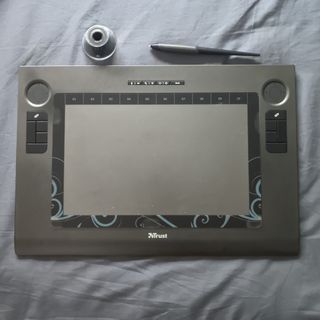 Tablet Dibujo/Diseño/Canva. Trust 16938