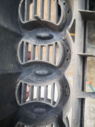 Calandra Audi TT Mk1 Quattro