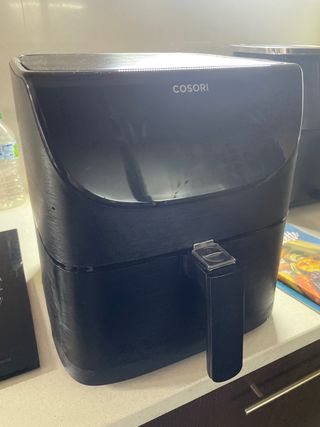 Freidora de aire Cosori 5L y comolementos