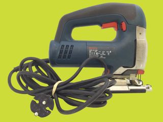 SIERRA CALADORA BOSCH AZUL GST 120 BE