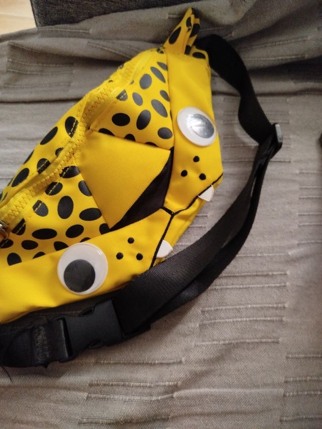 Riñonera leopardo amarilla ara niños pequeños 
