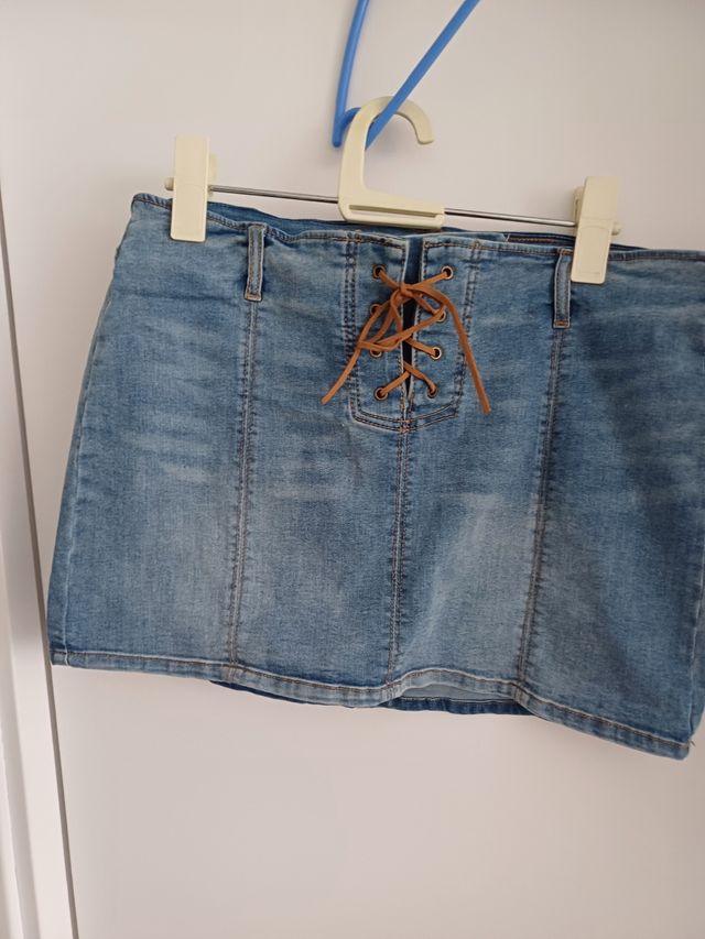 Minifalda vaquera con cordones
