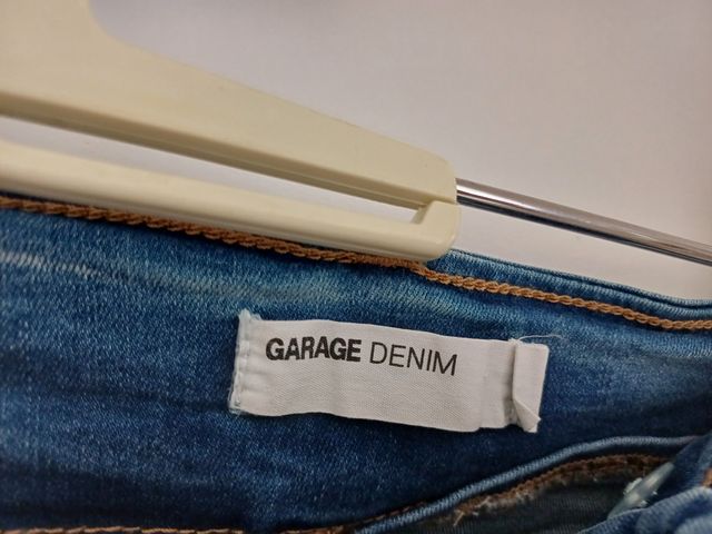 Minifalda vaquera con cordones