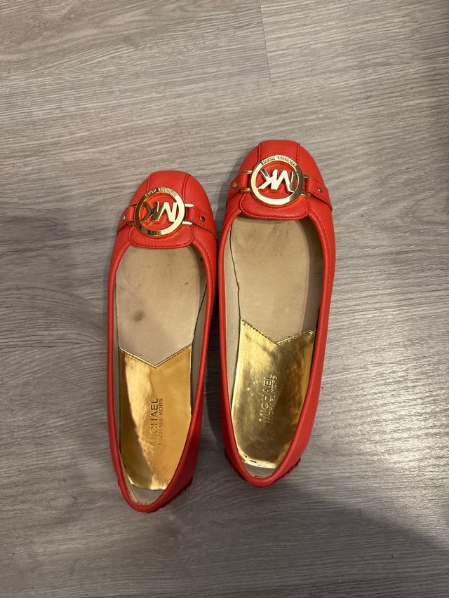 Manoletinas Michael Kors naranjas, talla 36