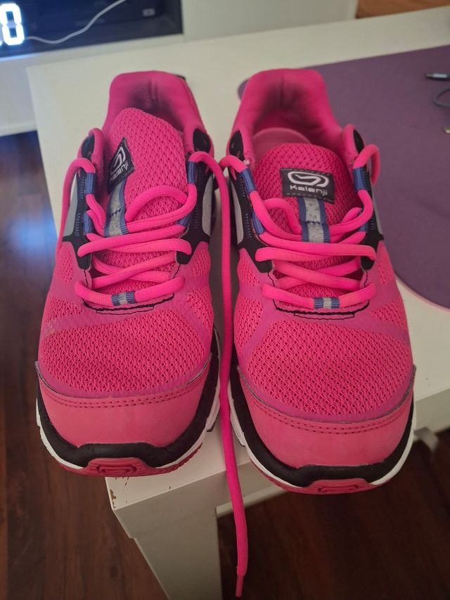 Zapatillas running Hippon rosas