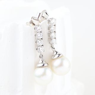 Pendientes vintage con diamantes y perlas
