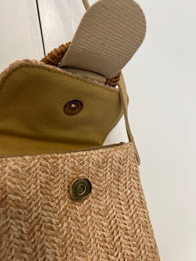 Borsa a tracolla in rafia beige