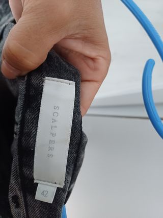 Pantalones campana Scalpers negros