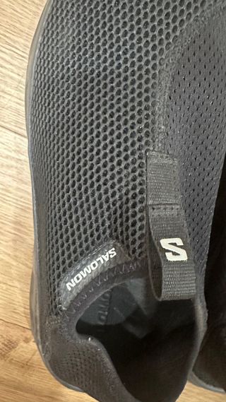 Zapatillas Salomon negras - cómodas