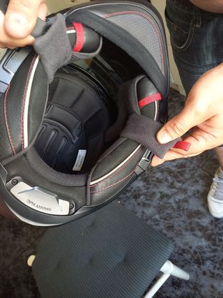 Casco moto HJC integral negro/rojo