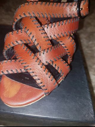 Sandalias Bimba y Lola Marrón