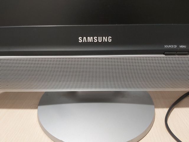 Televisor Samsung LCD TV con TDT y Mandos