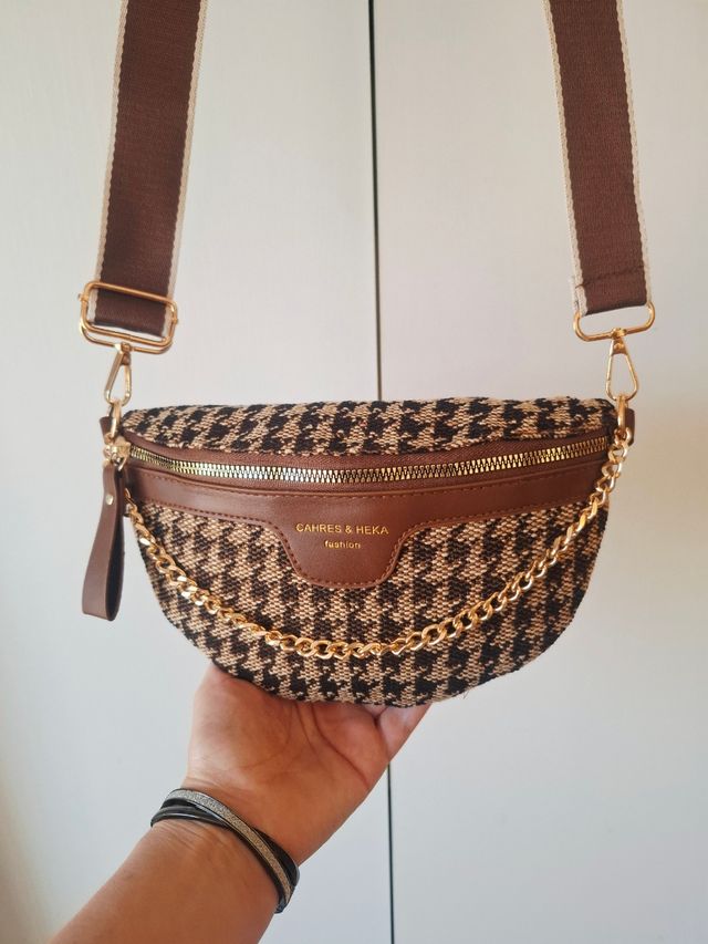 Bolso riñonera CAHRES & HEKA