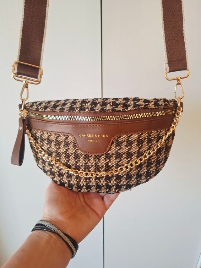 Bolso riñonera CAHRES & HEKA