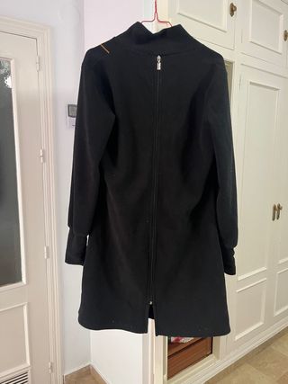 Abrigo porteo y embarazo negro - talla M