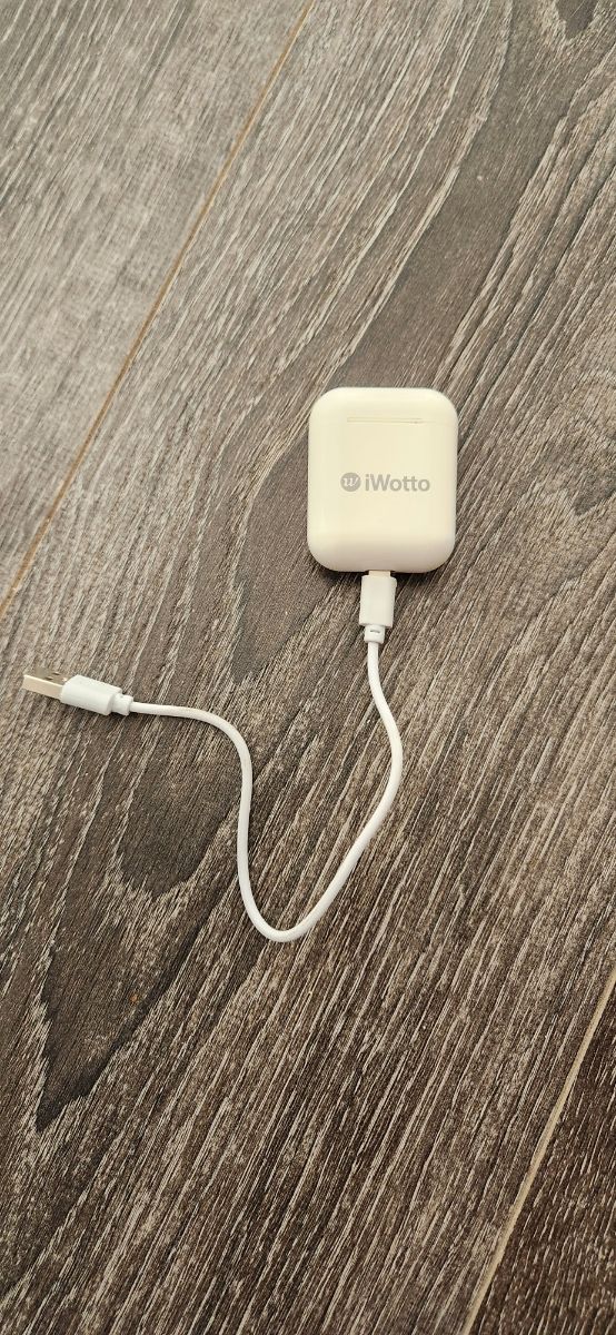 Auriculares inalámbricos iWotto