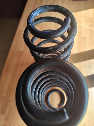 MUELLES SUSPENSION TRASERA VW GOLF MK4