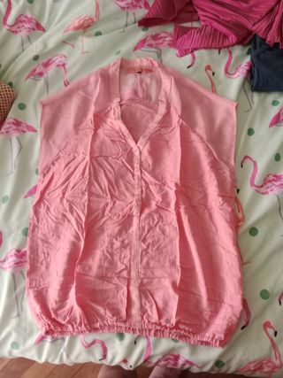 Blusa Bershka color salmón 