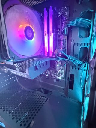 PC Gaming de alto rendimiento – RTX 4060 / i5 1240