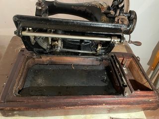 Máquina coser Singer muy antigua