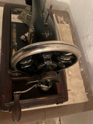 Máquina coser Singer muy antigua