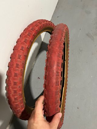Neumáticos Michelin Cobra 20x2.125
BMX