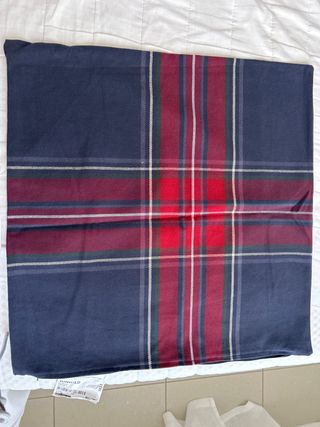 Funda cojín Ikea Junhild | Rojo-Azul 50x50