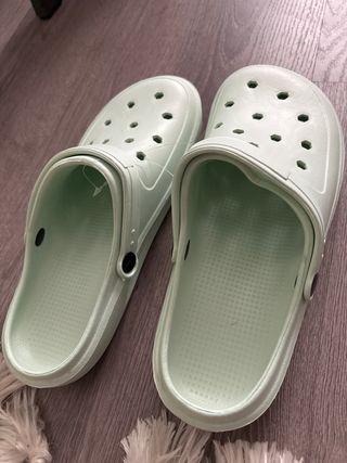 Zuecos playa - color menta