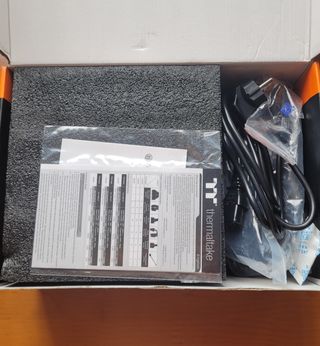 Fuente alimentación Thermaltake 1200W