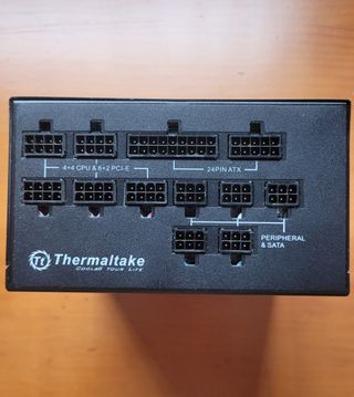 Fuente alimentación Thermaltake 1200W
