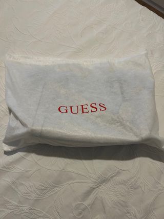 Bolso Guess beige ORIGINAL SIN ESTRENAR ! 