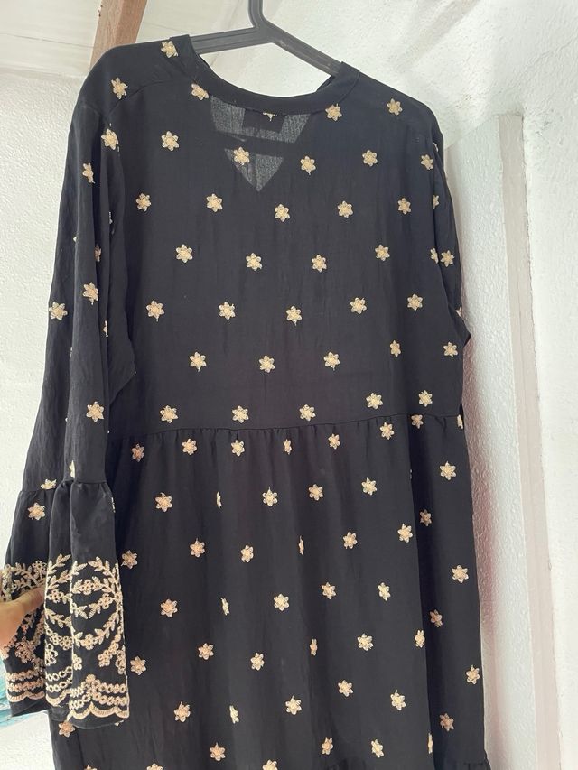 Vestido negro bordado - Talla única