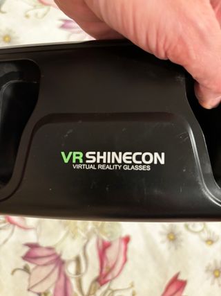 Occhiali VR visore per cellulare realtà virtuale