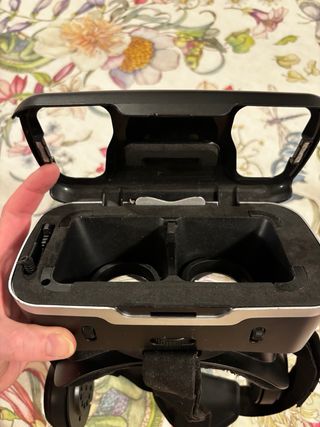 Occhiali VR visore per cellulare realtà virtuale