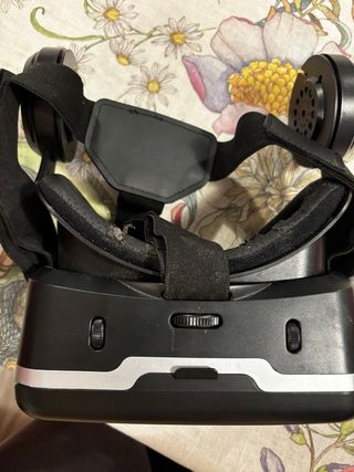 Occhiali VR visore per cellulare realtà virtuale