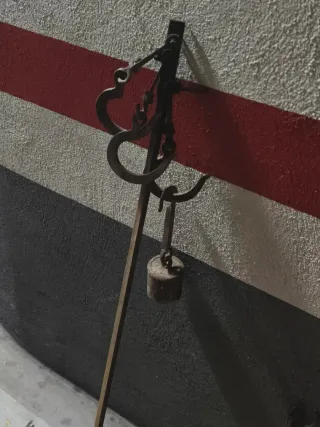 2 Básculas romanas antiguas
