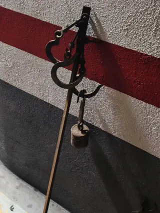 2 Básculas romanas antiguas