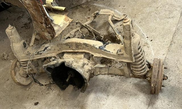 Renault 8 - Puente trasero despiece