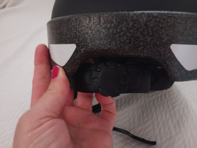 Casco bici B'Twin nuevo talla M
Ajustable