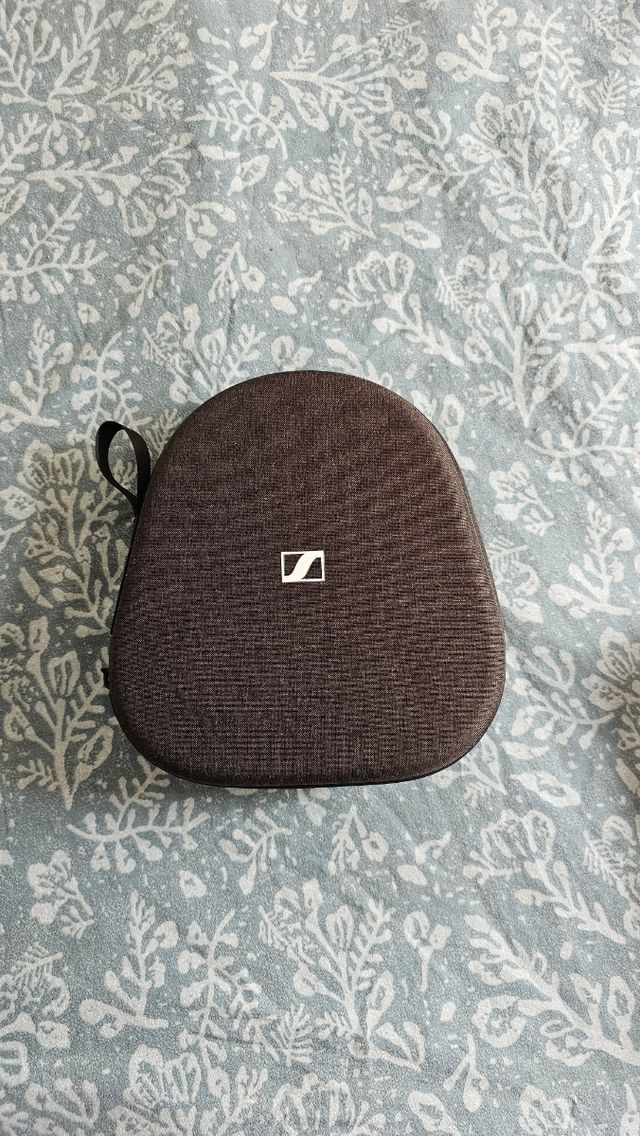 Sennheiser Momentum 4 auriculares bluetooth