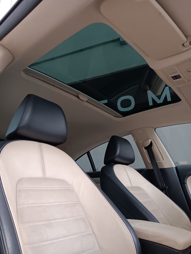 Volkswagen Passat CC 2010