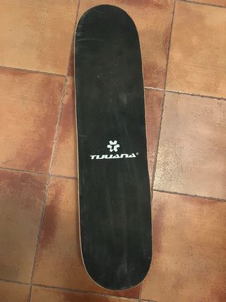 Skate Tijuana blanco y negro