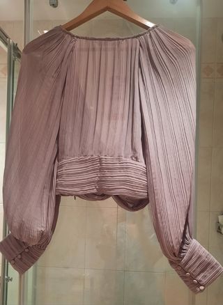 Blusa plisada Zara malva