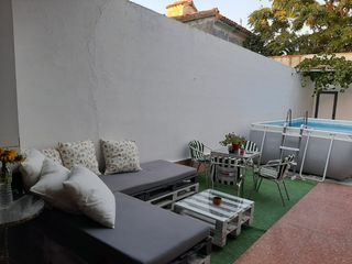 Sofá-rincón palets + mesa: ideal terraza