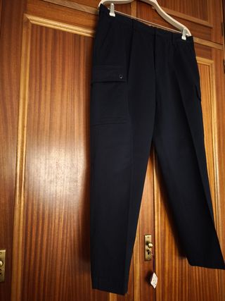 Pantalón cargo Zara azul marino 