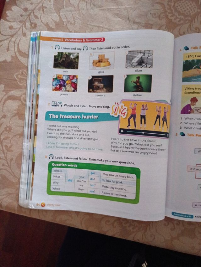 LEAD THE WAY 4 Pupil's Book: libro del alumno d...