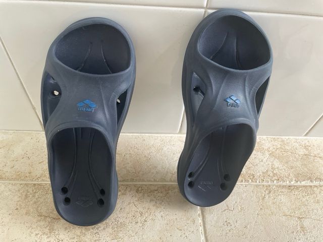 Chanclas Arena 34 - Azul Marino