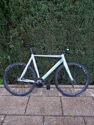 Ruedas Carbono fixie pista